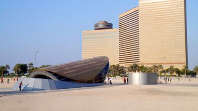 United Arab Emirates, UAE, Dubai, Middle East Eastern, Deira, Corinche Road.