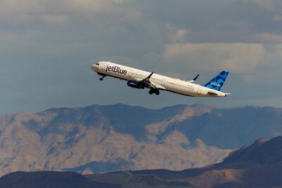 FILE PHOTO: A Jetblue commercial airliner takes off form Las Vegas International Airport in Las Vegas, Nevada, U. S. , February 8, 2024. REUTERS / Mike Blake / File Photo